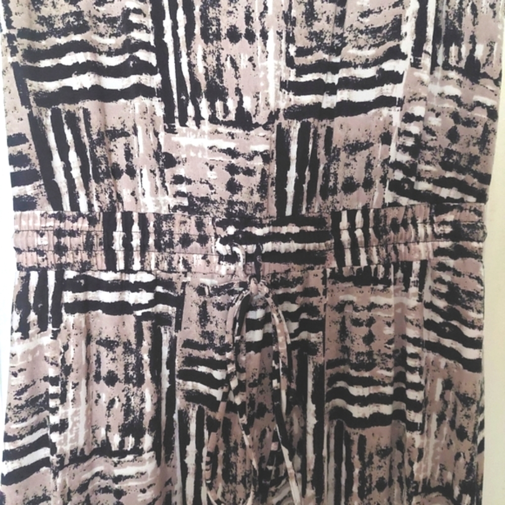 Jumpsuit - Picture 5 of 5